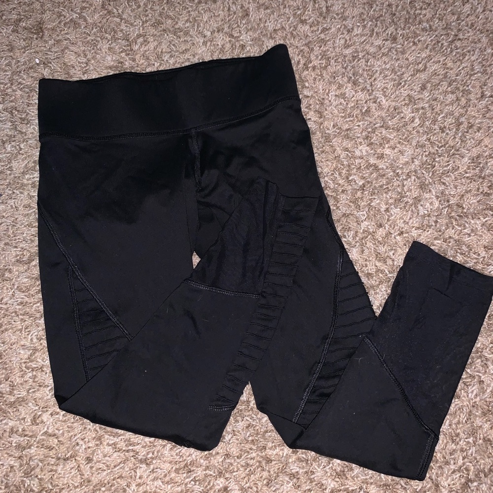 PINK Victoria Secret Ultimate Leggings